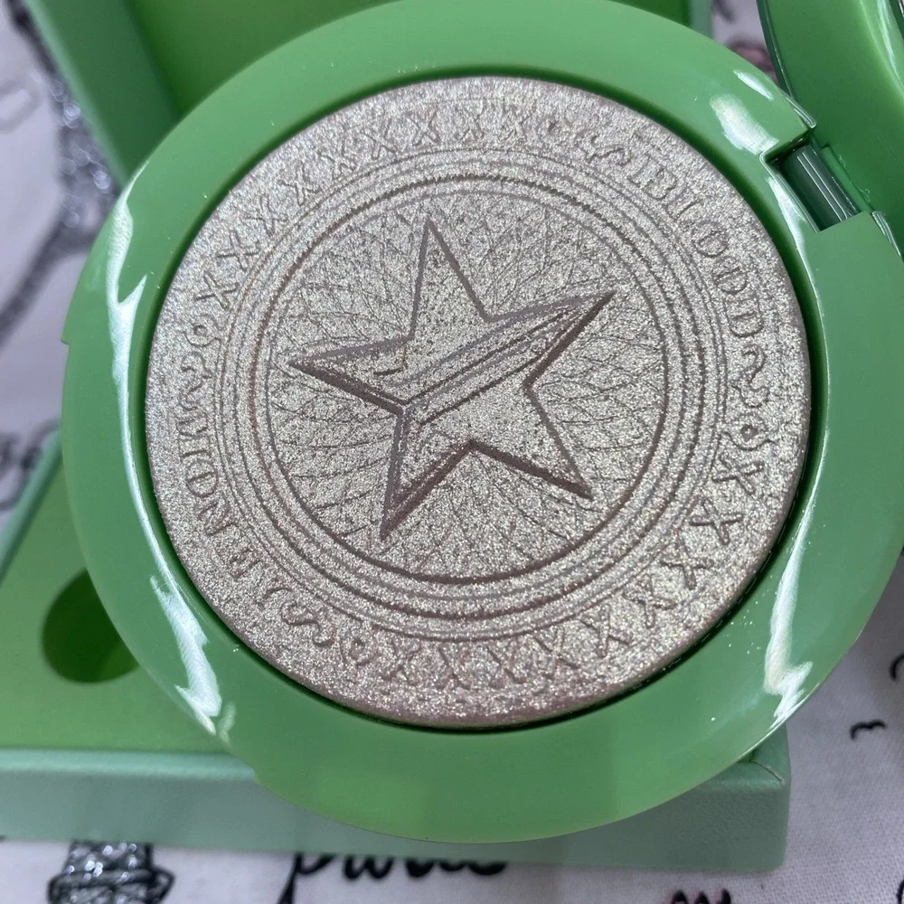 Jeffree Star Extreme Frost Highlighting Powder STRIPPER MAGIC DISCONTINUED